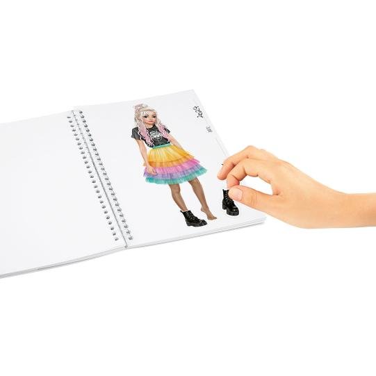 TOPMODEL POCKET KLEURBOEK - 33 1 - 0013445