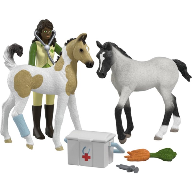 SCHLEICH 42777 SARAH'S FIRST AID KIT - 446 2777 - 446-2777